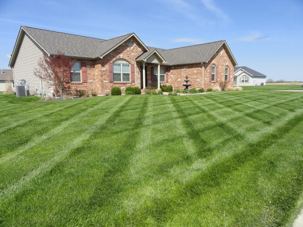 Greg's Lawn Care - Professional Lawn Mowing St. Charles MO