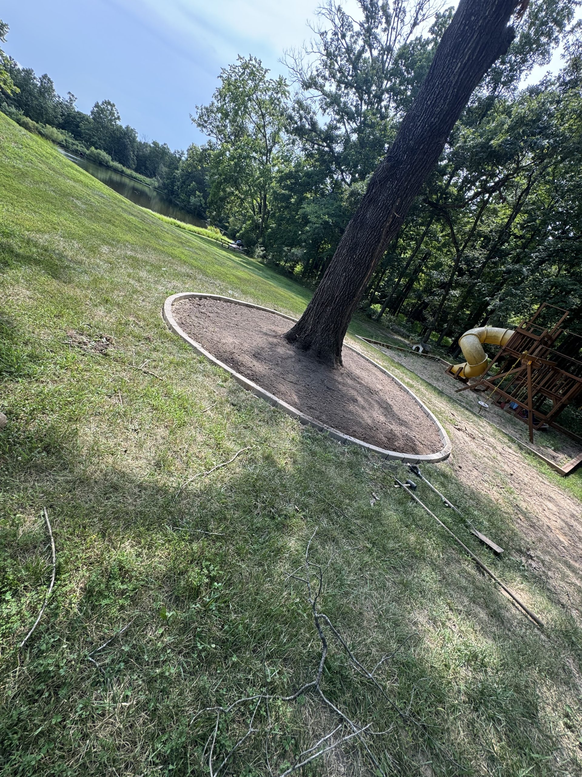 Tree ring bed installation